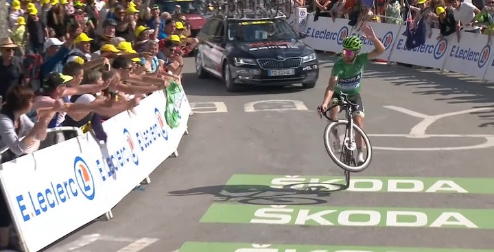 Peter Sagan prišiel na bájny Tourmalet štýlovo. Na zadnom kolese